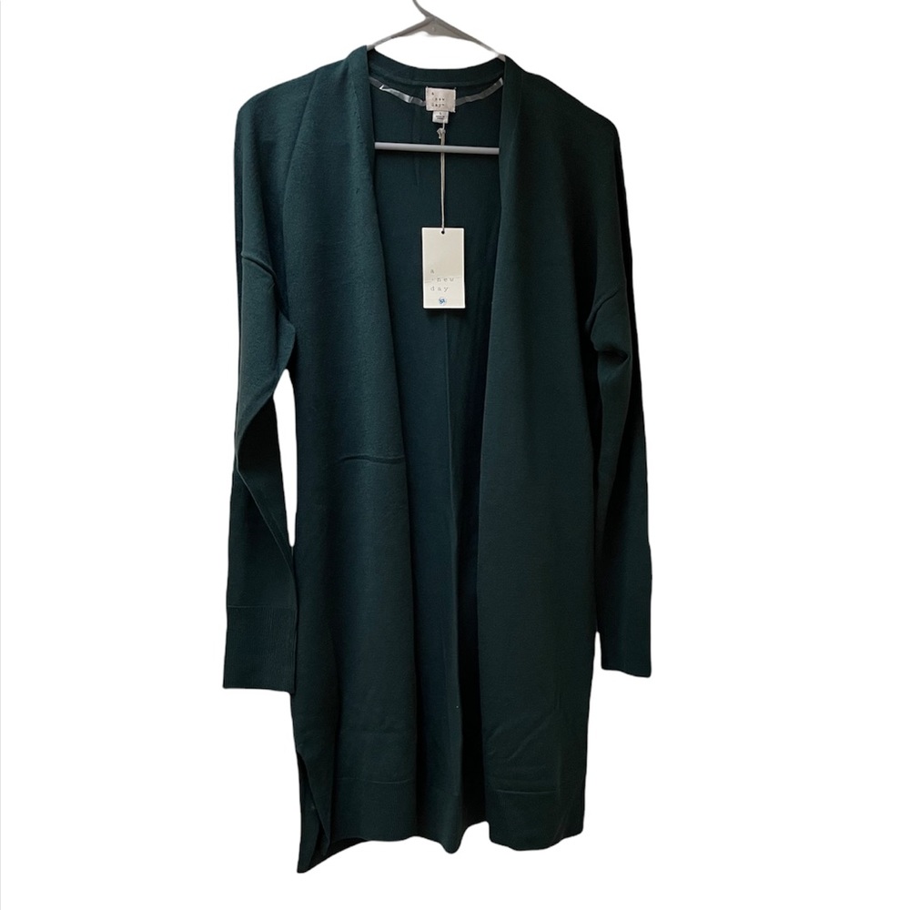 A New Day NWT Women’s Long Cardigan. LARGE Dark Green